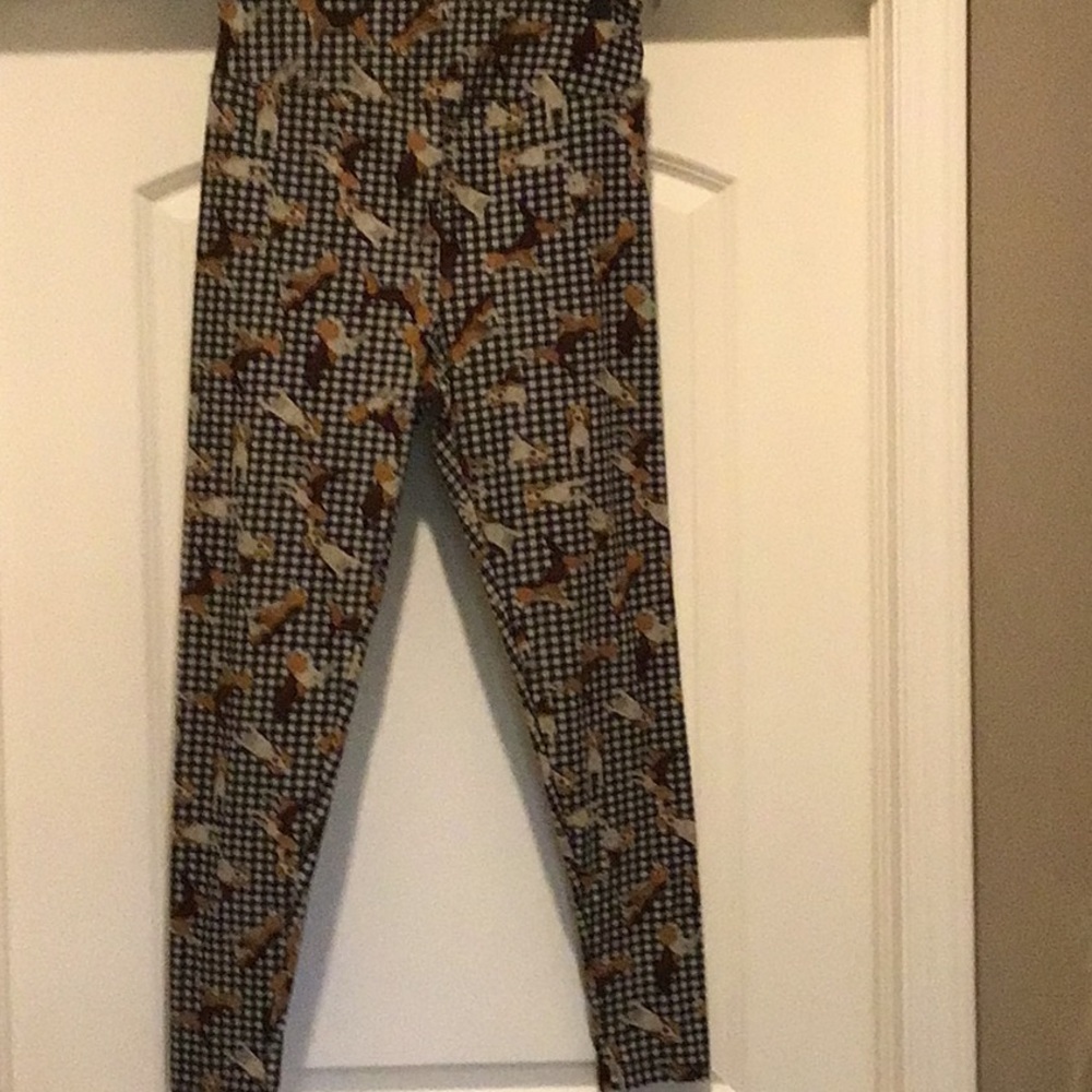LuLaRoe beagle print TC leggings